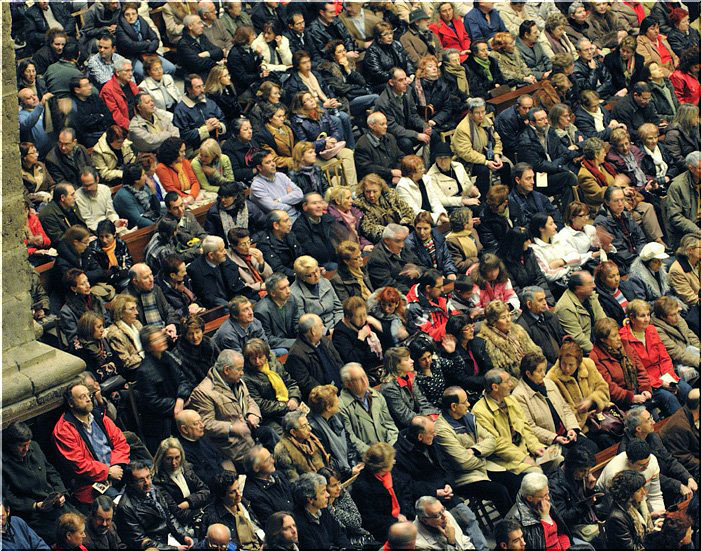                   "M&uacute;sica en la Catedral"
          Gran Concierto de Navidad 2009
con Pilar Cabrera, El&iacute;as Mart&iacute;nez y M.Reckling.