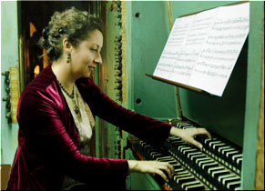                        PILAR CABRERA
  al &Oacute;rgano hist&oacute;rico de la Catedral de M&aacute;laga  