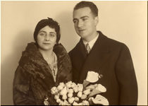 Joaqu&iacute;n Rodrigo en el d&iacute;a de su Boda 
        con Victoria Kamhi en 1933
